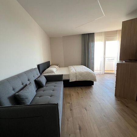 Port View Apartment 2 Durrës Buitenkant foto
