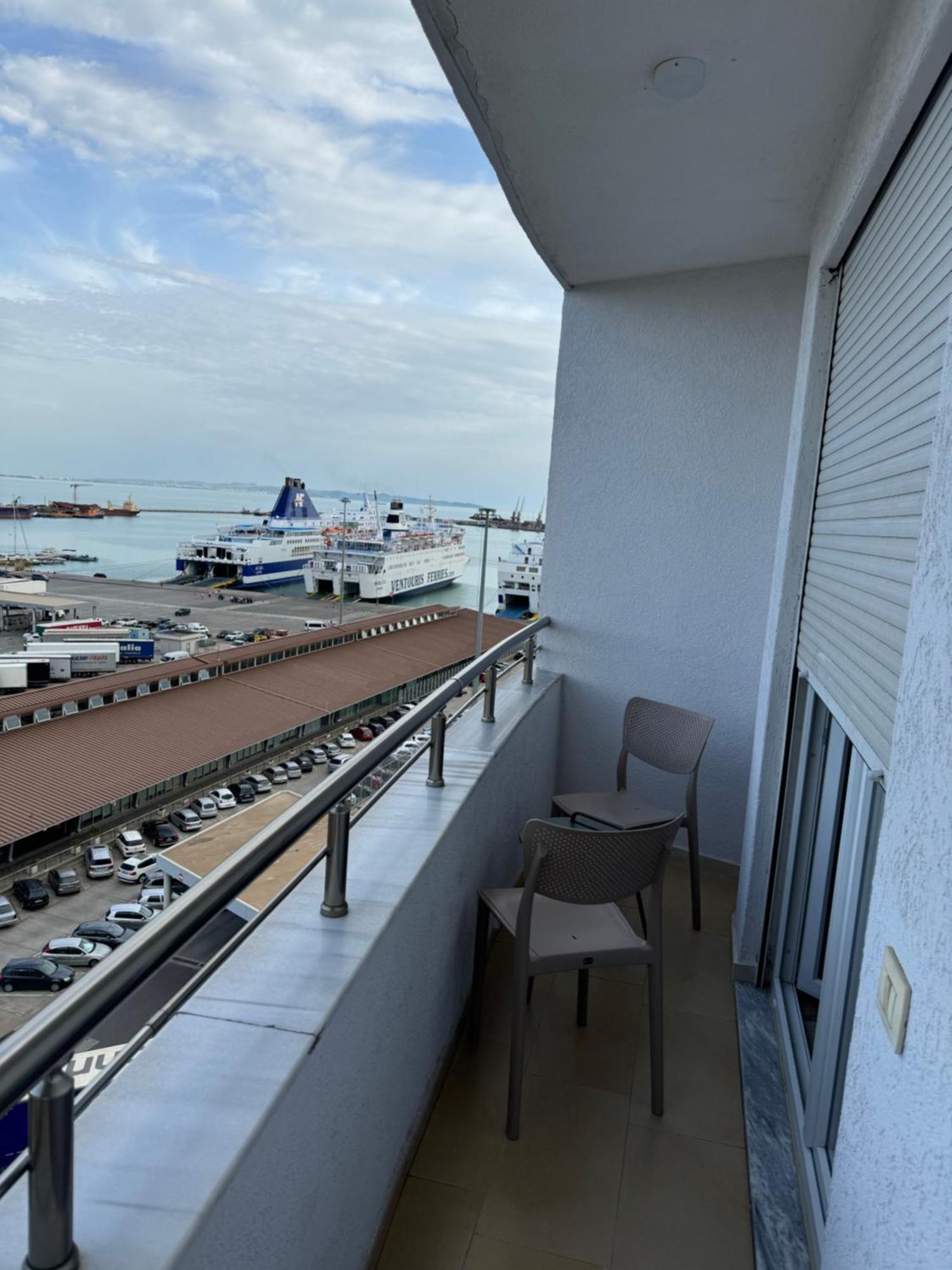 Port View Apartment 2 Durrës Buitenkant foto